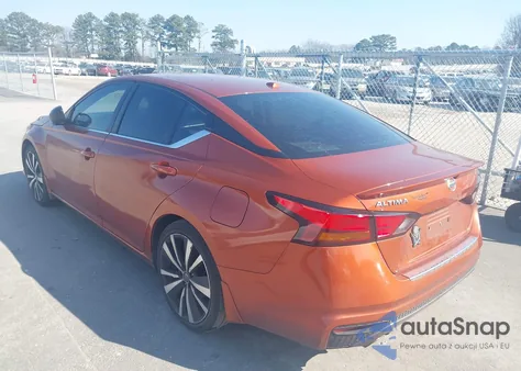 2022 Nissan Altima Sr Fwd z USA, uszkodzony, nr VIN 1N4BL4CVXNN304029